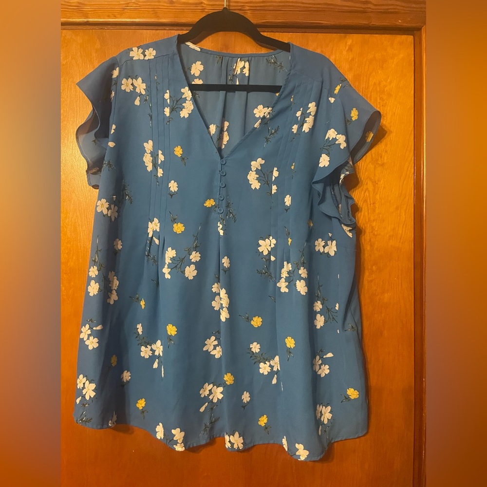 Floral Blue Women's Top size 1X